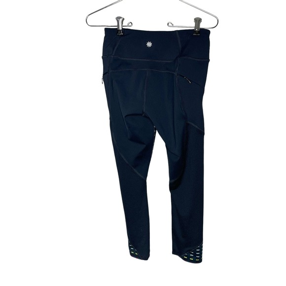 Athleta Timeless Contender Capri size XS in Navy with Multicolor design - Picture 2 of 2